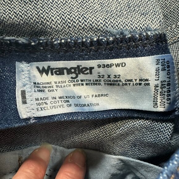 Wrangler Mens Cowboy Cut Slim Fit 32x32 Jeans Denim Indigo Western Modern Work - Picture 2 of 9